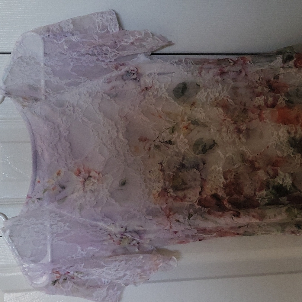 Tunic - Picture 3 of 6
